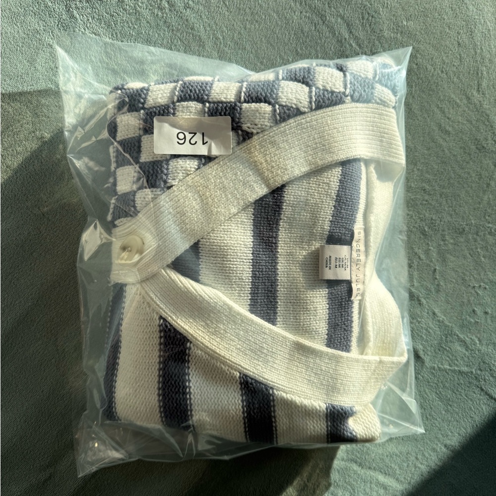 Sincerely Jules Navy and White Checkered Striped Cardigan - Picture 5 of 5